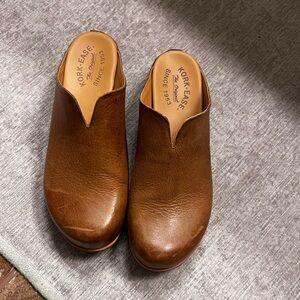 Kork-Ease clogs